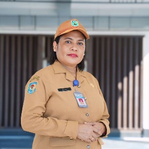 dr. Ria Maria Come, M.Ling